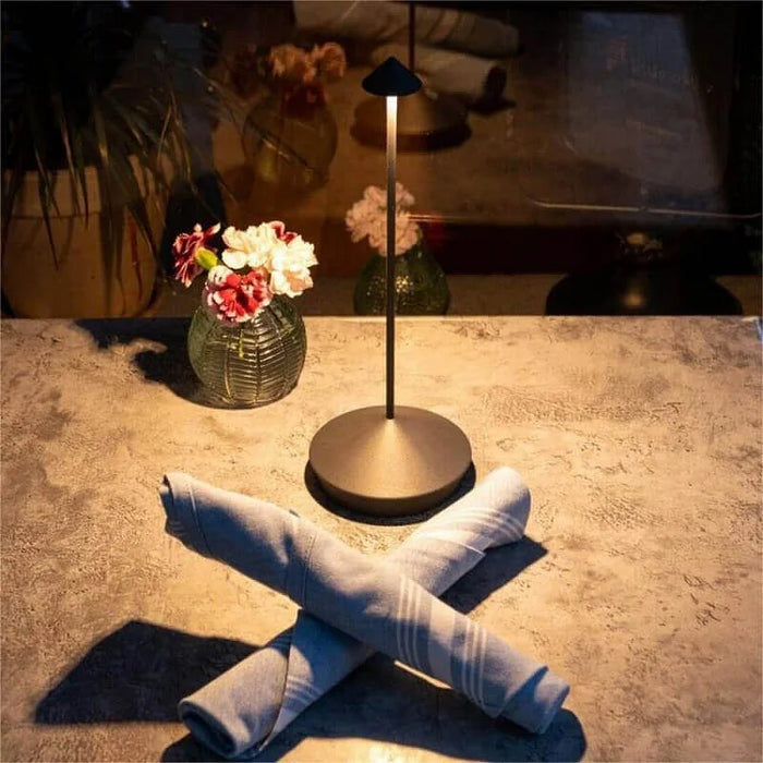 DartGlow I LED Minimalistische Draadloze Tafellamp