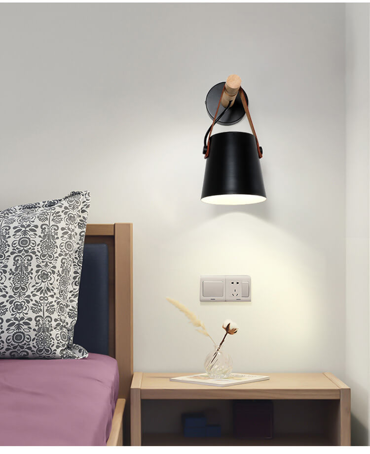 TimberLite - Wandlamp met Houten Arm