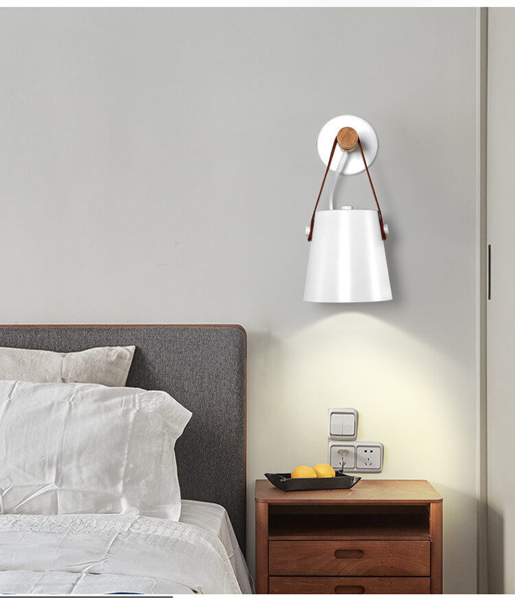 TimberLite - Wandlamp met Houten Arm