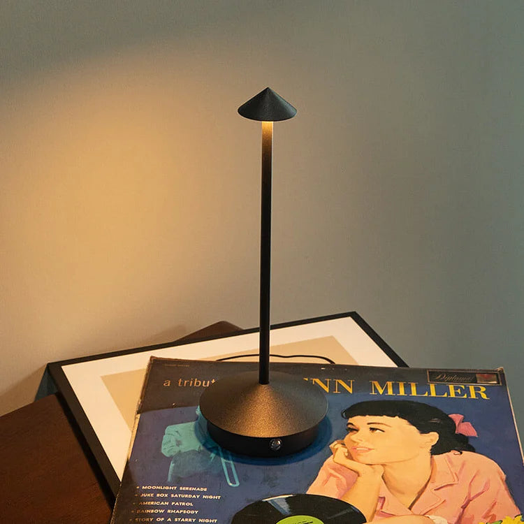 DartGlow I LED Minimalistische Draadloze Tafellamp
