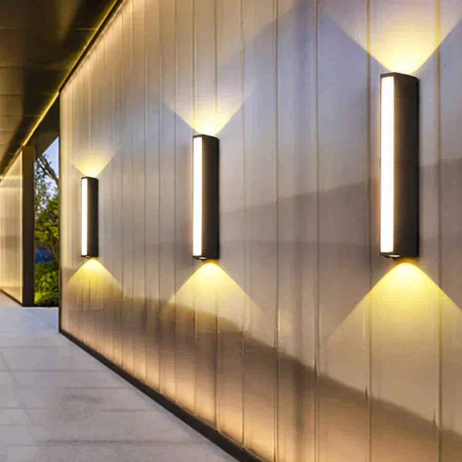 SafeGlow - LED Buitenwandlamp voor Veiligheid