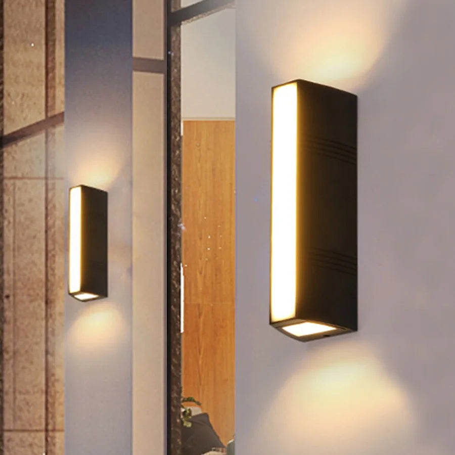 SafeGlow - LED Buitenwandlamp voor Veiligheid