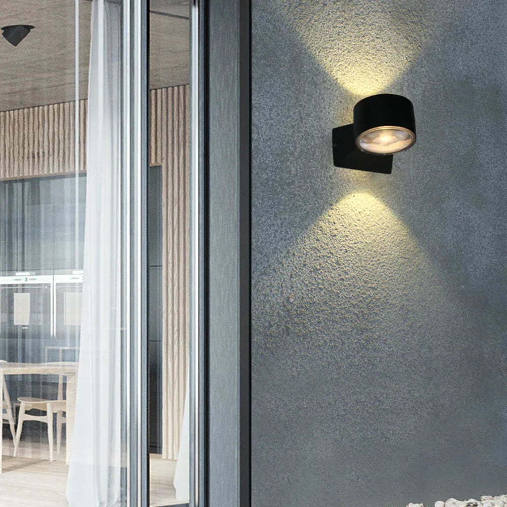 AquaLux - Waterbestendige Stijlvolle Aluminium Tuinlamp