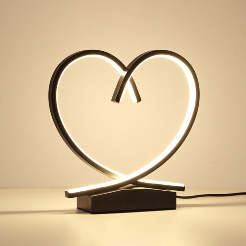 TimberLove – Houten LED Nachtkastje met Hart Accenten
