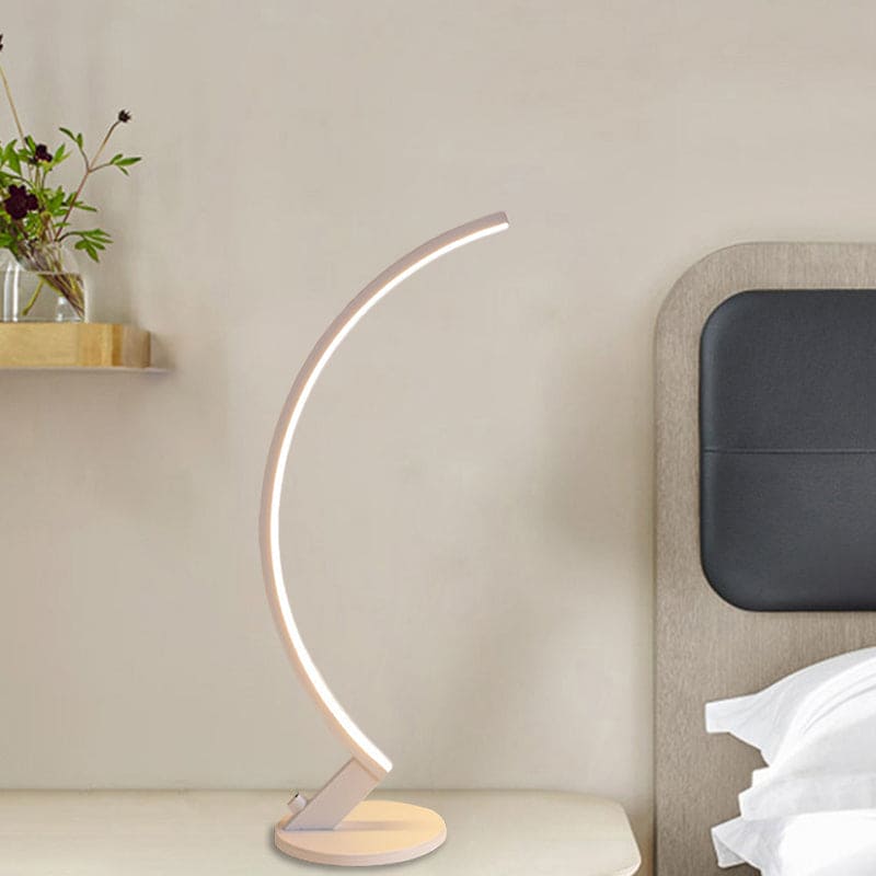 Verano I Boogmetaal Tafellamp – Verstelbare Zwarte Design Lamp voor Woonkamer