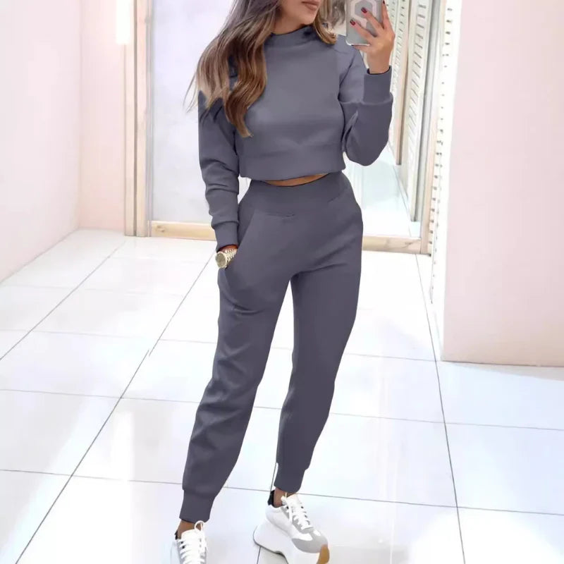 Eivissa - Comfortabel Dames Tweedelig Trainingspak met Cropped Sweater