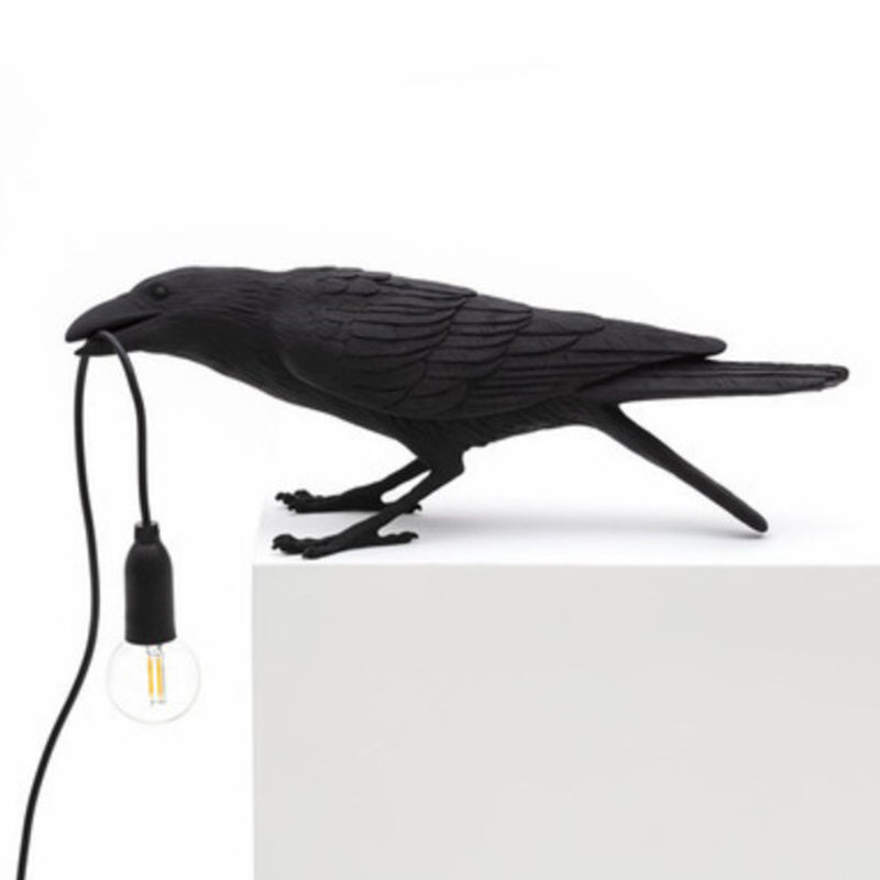 AvianGlow - Artistieke Resin Tafellamp voor Slaapkamer