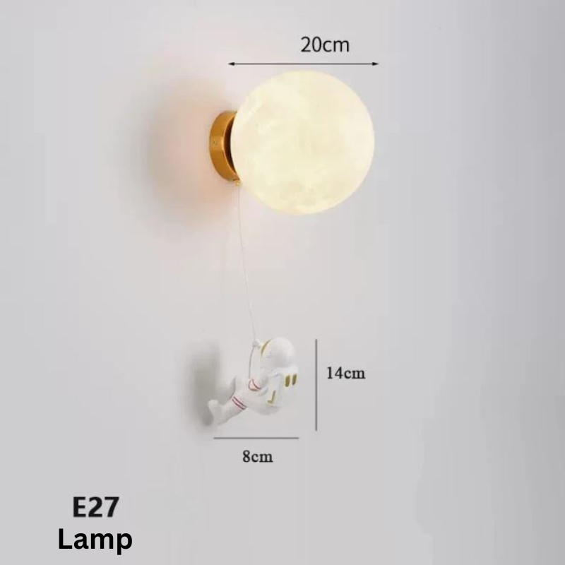 MoonVoyage - Maanvormige Astronaut Wandlamp