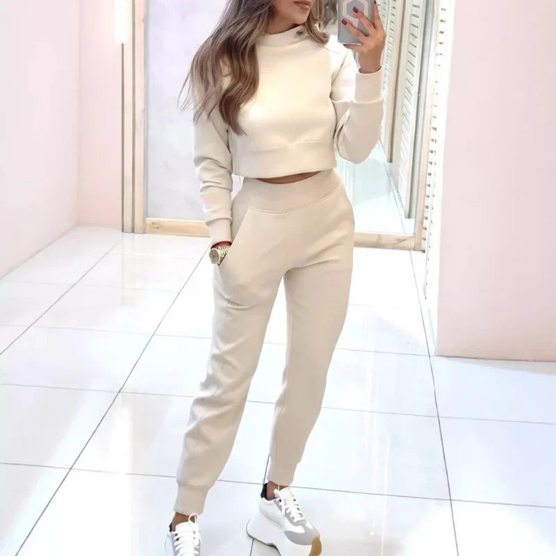 Eivissa - Comfortabel Dames Tweedelig Trainingspak met Cropped Sweater