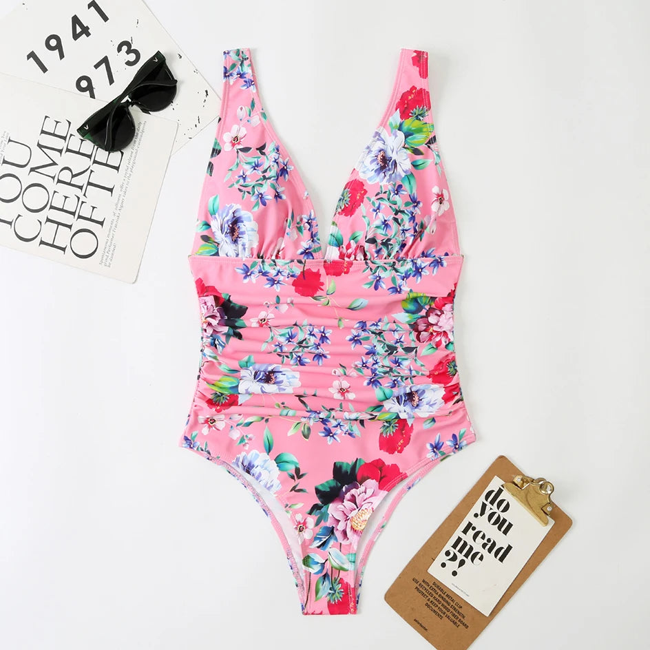 Diepe V-hals One-Piece Badpak voor Vrouwen met Hoge Beenuitsnijding en Flatterend Design voor Strand en Zwembad