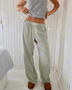Dames Loungebroek Met Relaxed Fit En Elastische Tailleband Van Zacht En Lichtgewicht Materiaal Voor Comfortabele Ontspanning Thuis