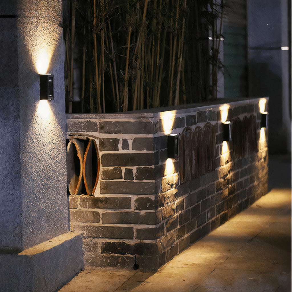 SolarLuxe I LED Wandlamp op Zonne-energie – Automatische Werking