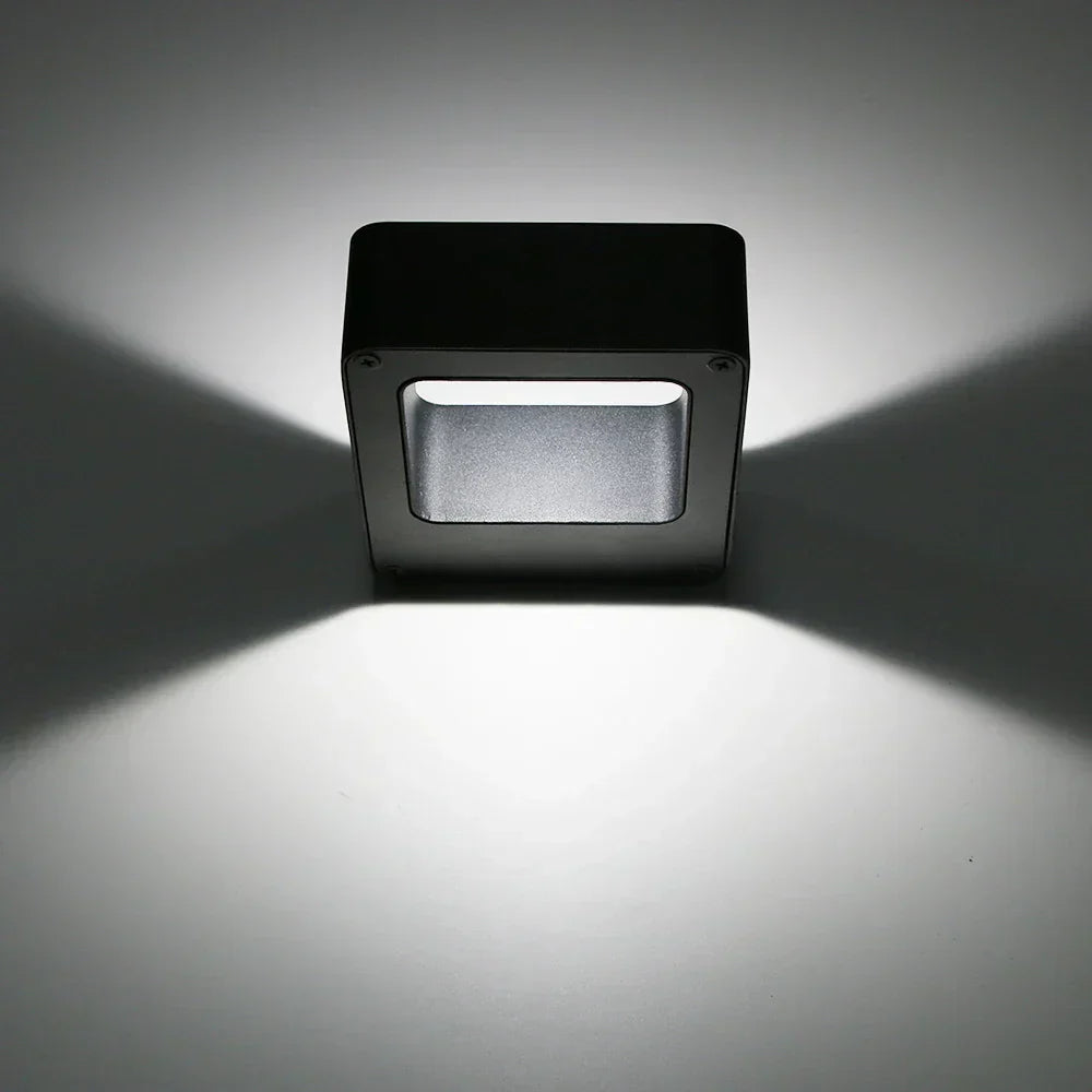 AquaBrilliance - LED Waterdichte Buitenlamp