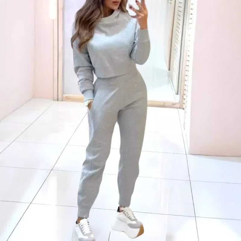 Eivissa - Comfortabel Dames Tweedelig Trainingspak met Cropped Sweater