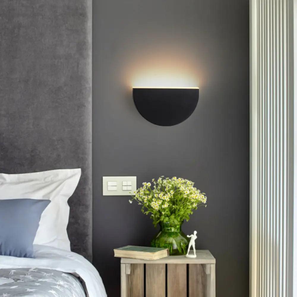 Bølge Stil Wandlamp – Warme Lichtbron met Artistieke Vorm