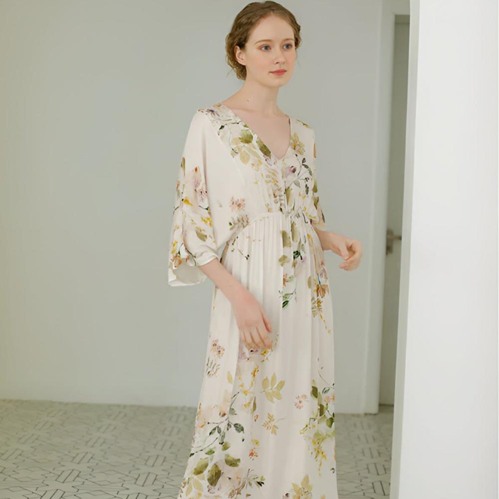 Ethereal Bloom Nachthemd