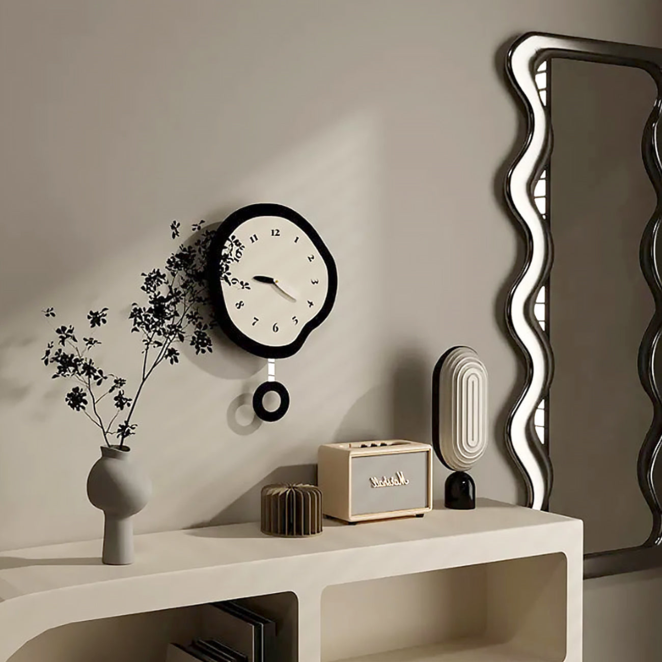 Abstract vervormde stille wandklok - modern minimalistisch slingerontwerp
