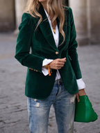 Addison - Fluwelen blazer met gouden knoopaccenten Tijdloze luxe met een modern randje 4