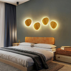 Scandinavische LED wandlamp in ovale houten vorm