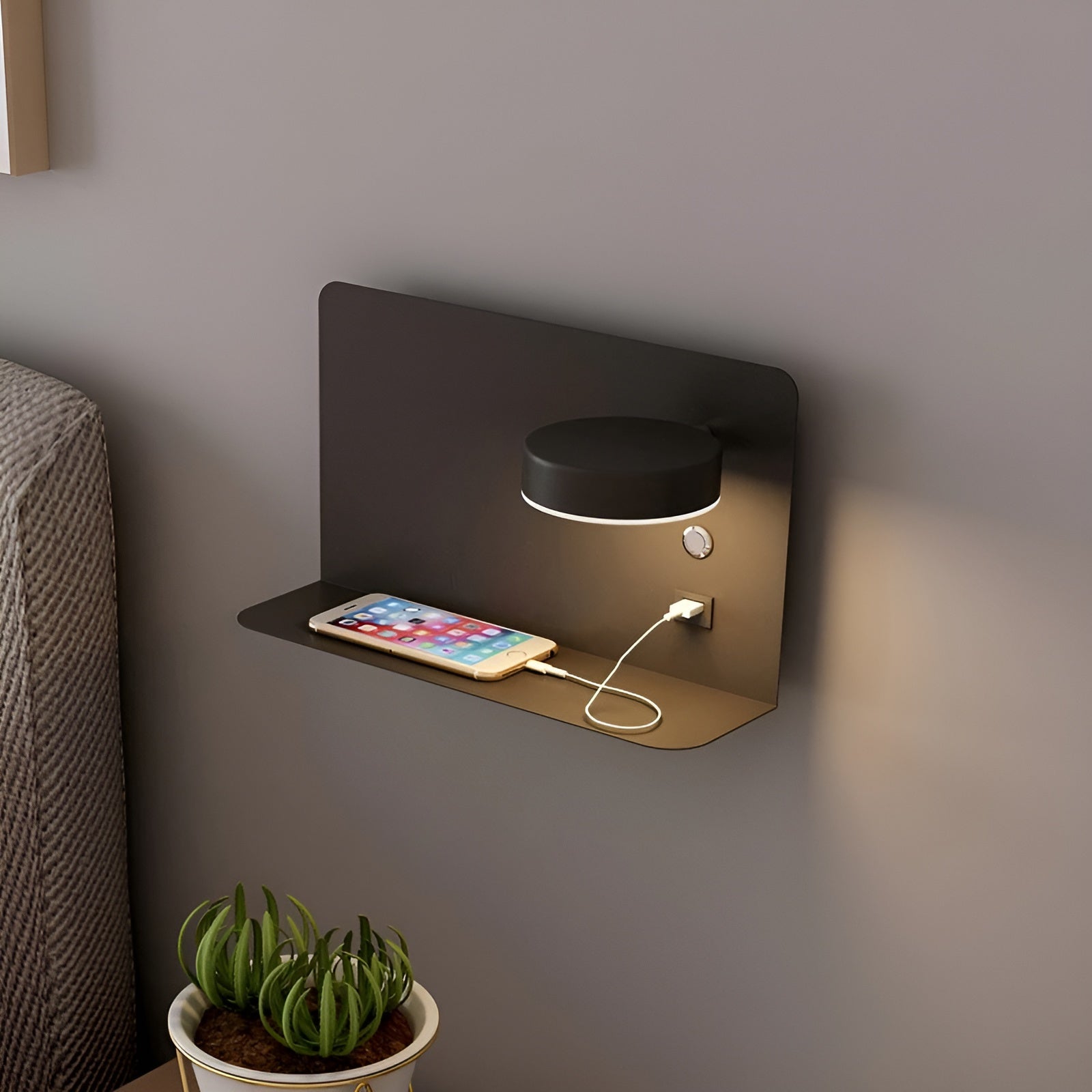ChargeGlow LED Wandlamp met USB-oplader en Schakelaar-4