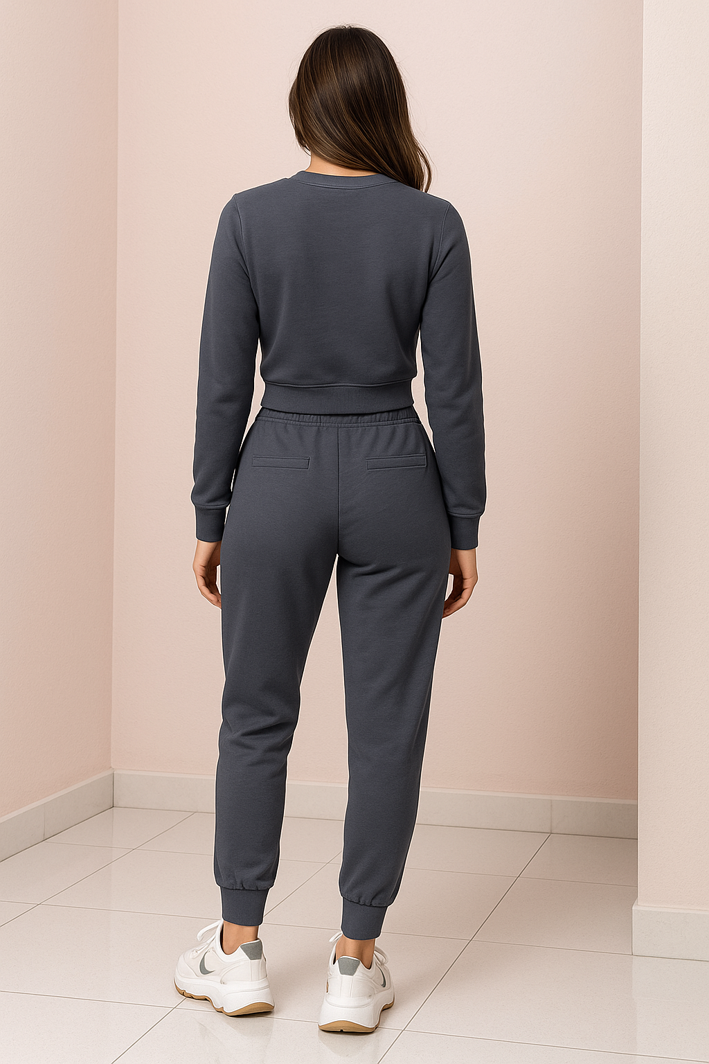 Eivissa - Comfortabel Dames Tweedelig Trainingspak met Cropped Sweater
