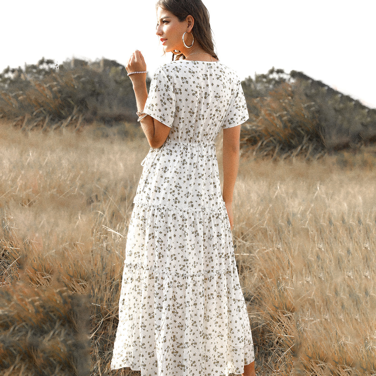 Chique witte zomerjurk 1