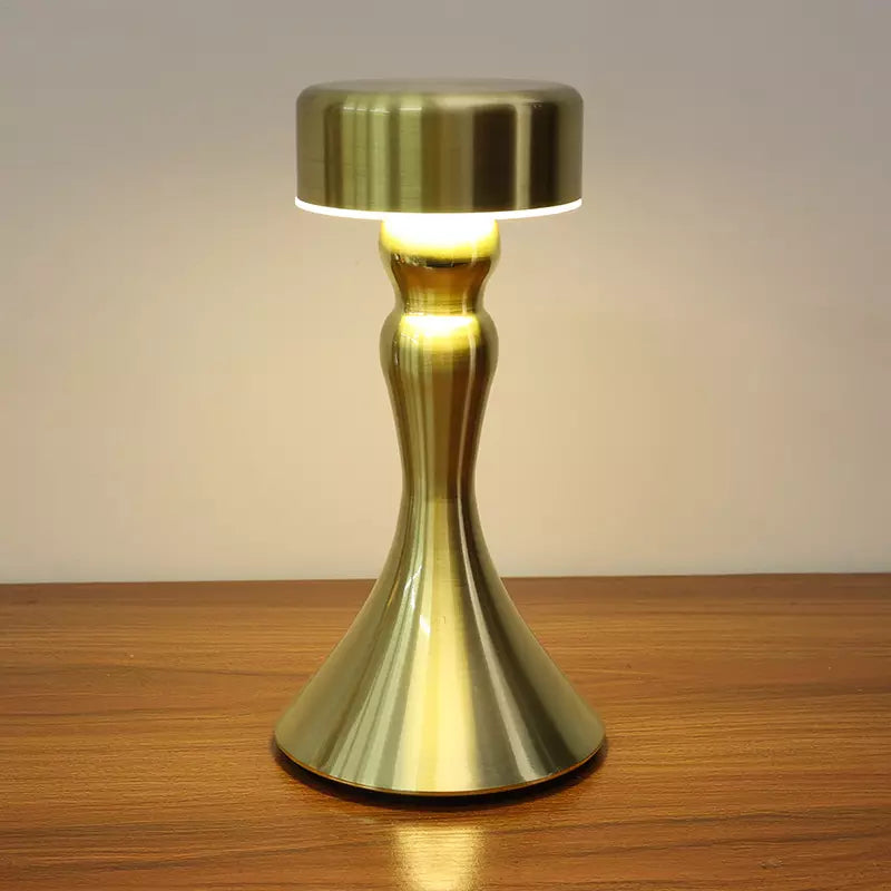 GoldenGlow - Luxe Draadloze Tafellamp met Oplaadfunctie