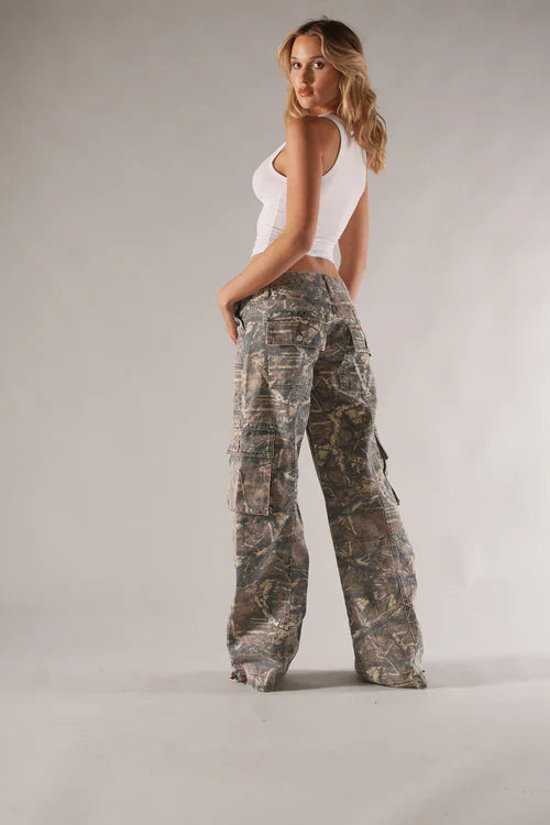 Rebelle Low Rise Cargo Broek Voor Dames Met Relaxte Pasvorm