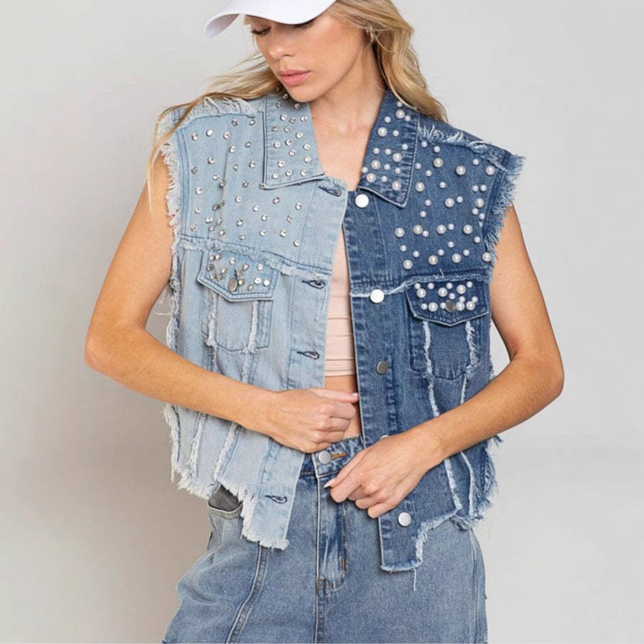 Dames denim vest – cropped fit – patchwork met studs – distressed mouwloos model 1