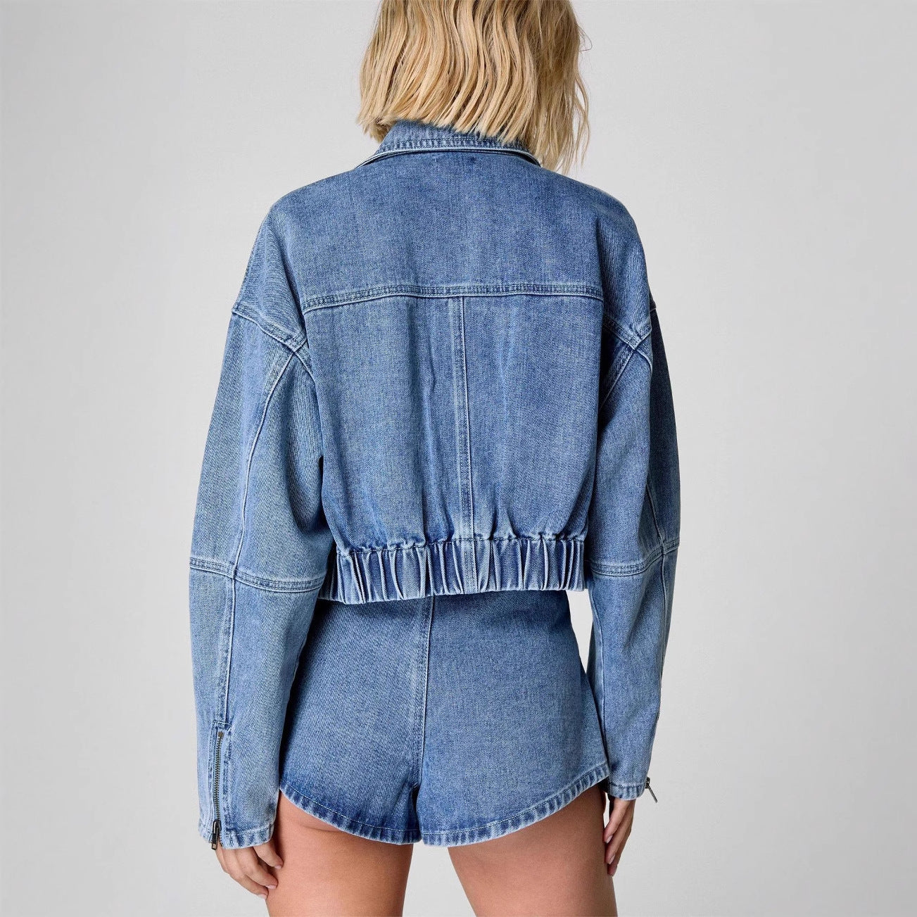 Dames spijkerjack – Oversized pasvorm – Cropped lengte – Rits aan de voorkant – Handige zakken 3