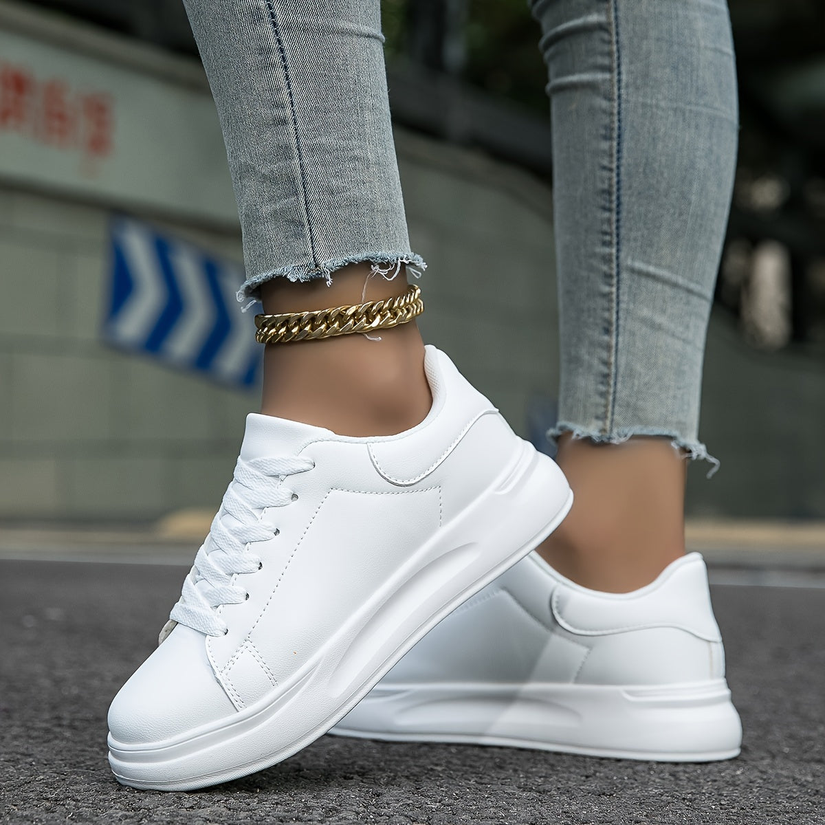 Dames strakke witte imitatieleren sneakers 0