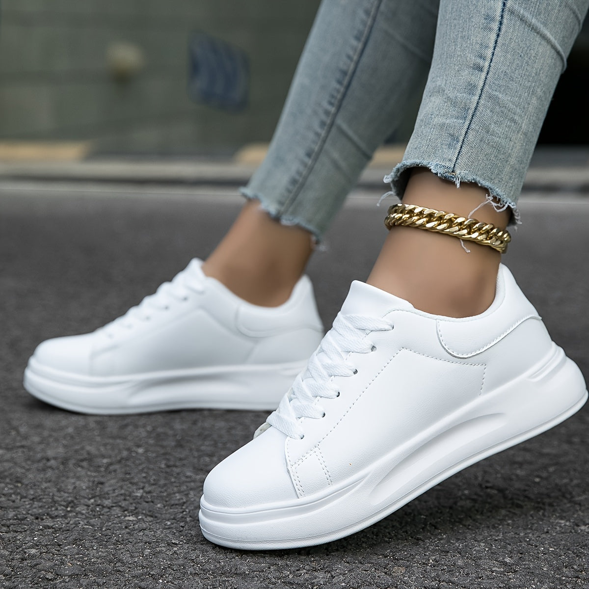Dames strakke witte imitatieleren sneakers 2
