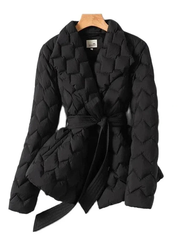 Elegante dames donsjas met riem 5