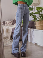 Flare jeans met sterpatch op de achterkant 1