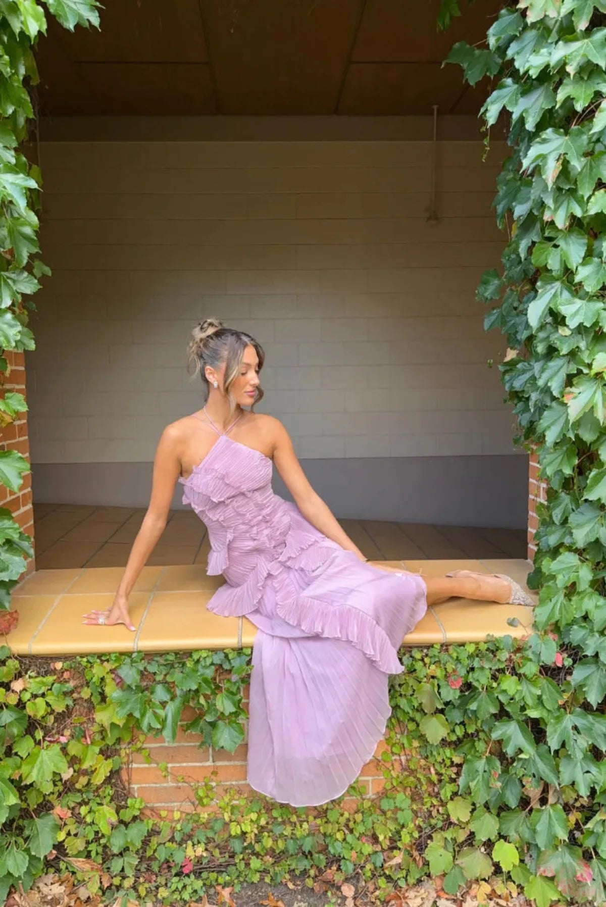 Geplooide split-rugloze halter maxi-jurk 5