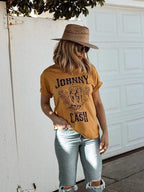 Gouden Gele Boyfriend Tee met Johnny Cash Motief - Oversized Fit 3