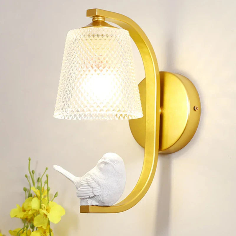 BirdLuxe - Elegante Wandlamp met Vogelontwerp – Hout en Glas voor Slaapkamer