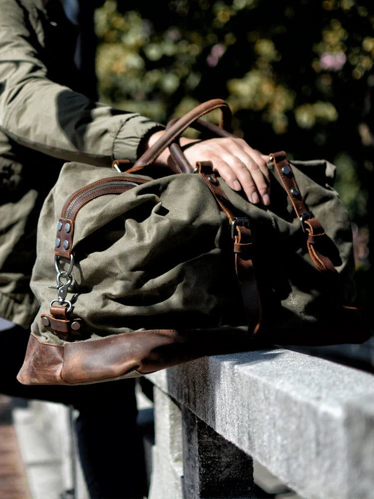 Tillamook Canvas Reistas