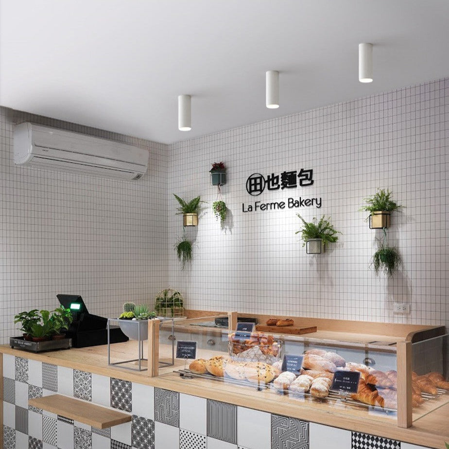 Spot moderne LED in de vorm van een gouden buis Grover