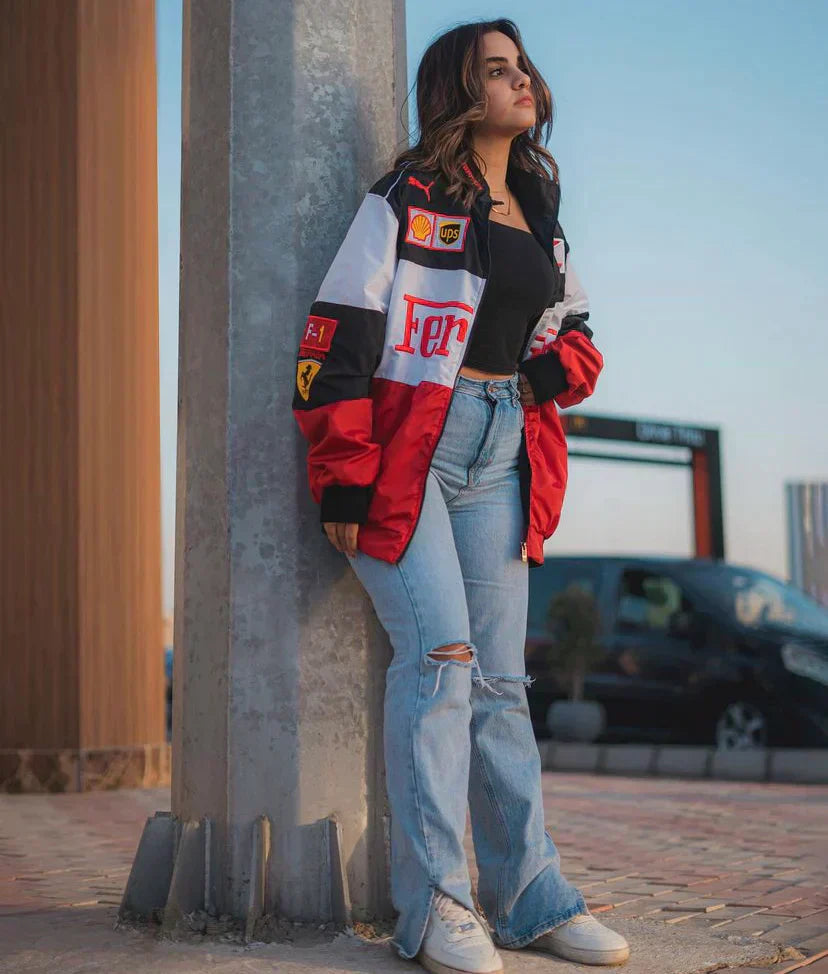 Vintage Ferrari Racer Jack voor Unisex met Sportieve Stijl en Duurzame Materialen voor Avontuurlijke Look