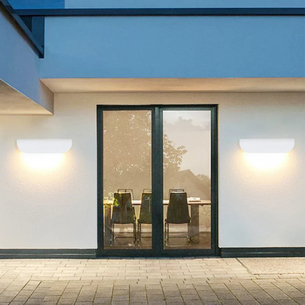 StormGlow - Waterbestendige Tuinlamp