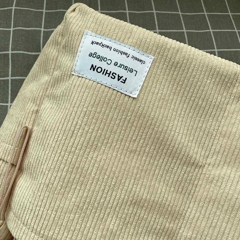 Corduroy Schoudertas Tarina Met Verstelbare Riem En Ruimte Voor Al Uw Belangrijke Spullen