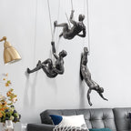 Klimmuursculptuur – PeakFigures 0