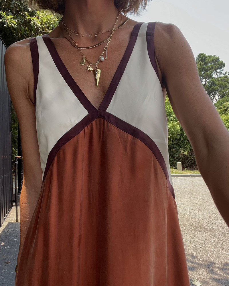 Lara - Chique V-hals jurk in contrasterende kleur 7