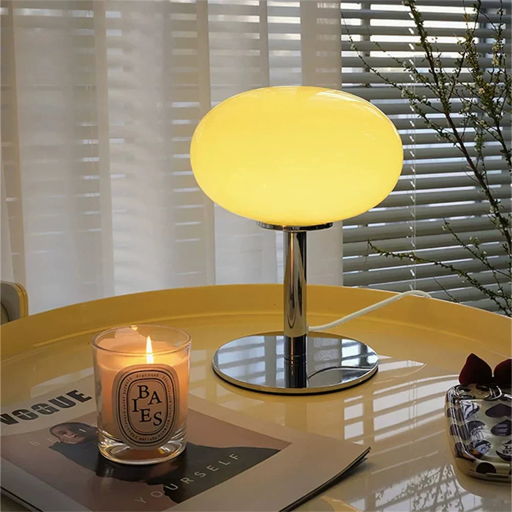 LumenEco – Oplaadbare LED Tafellamp met Speels Design