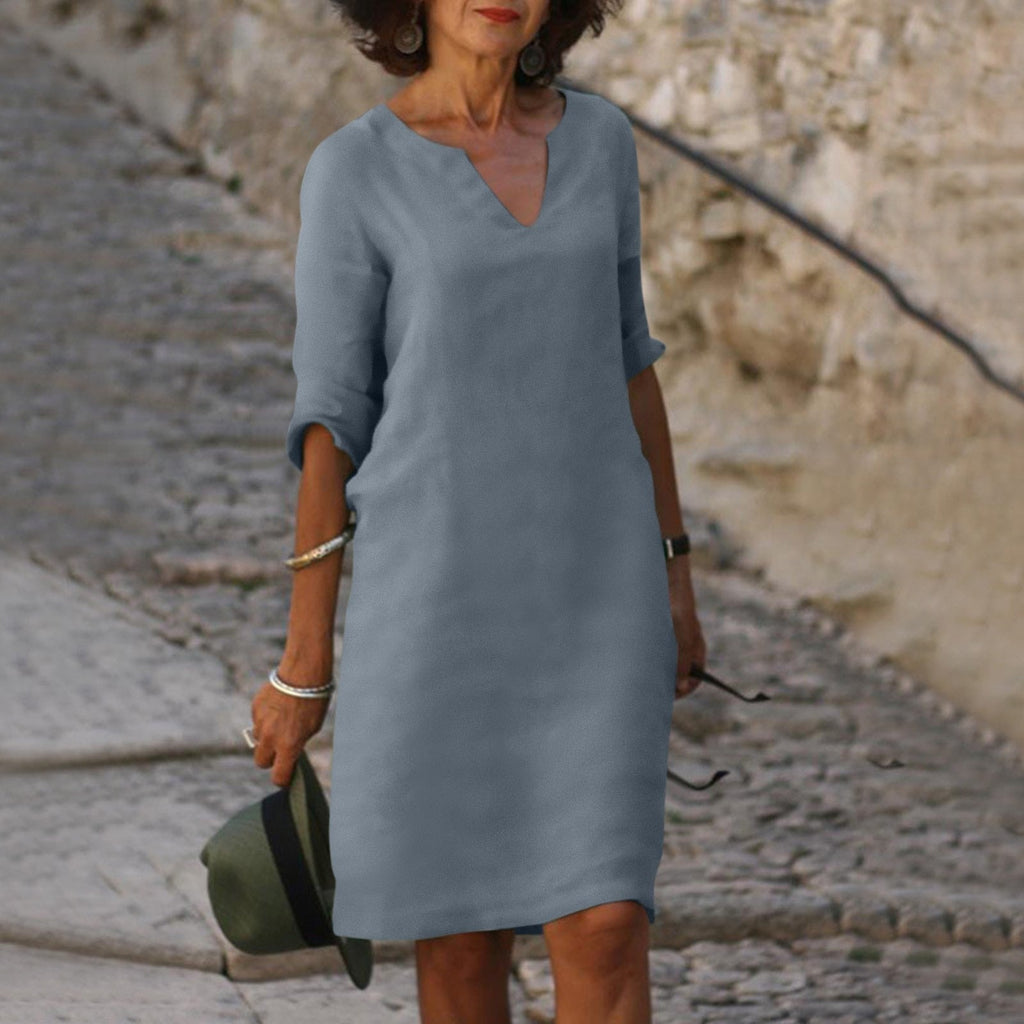 Vino Verfrissende Zomer Jurk met V-Hals en 3/4 Mouwen voor Casual en Elegante Looks