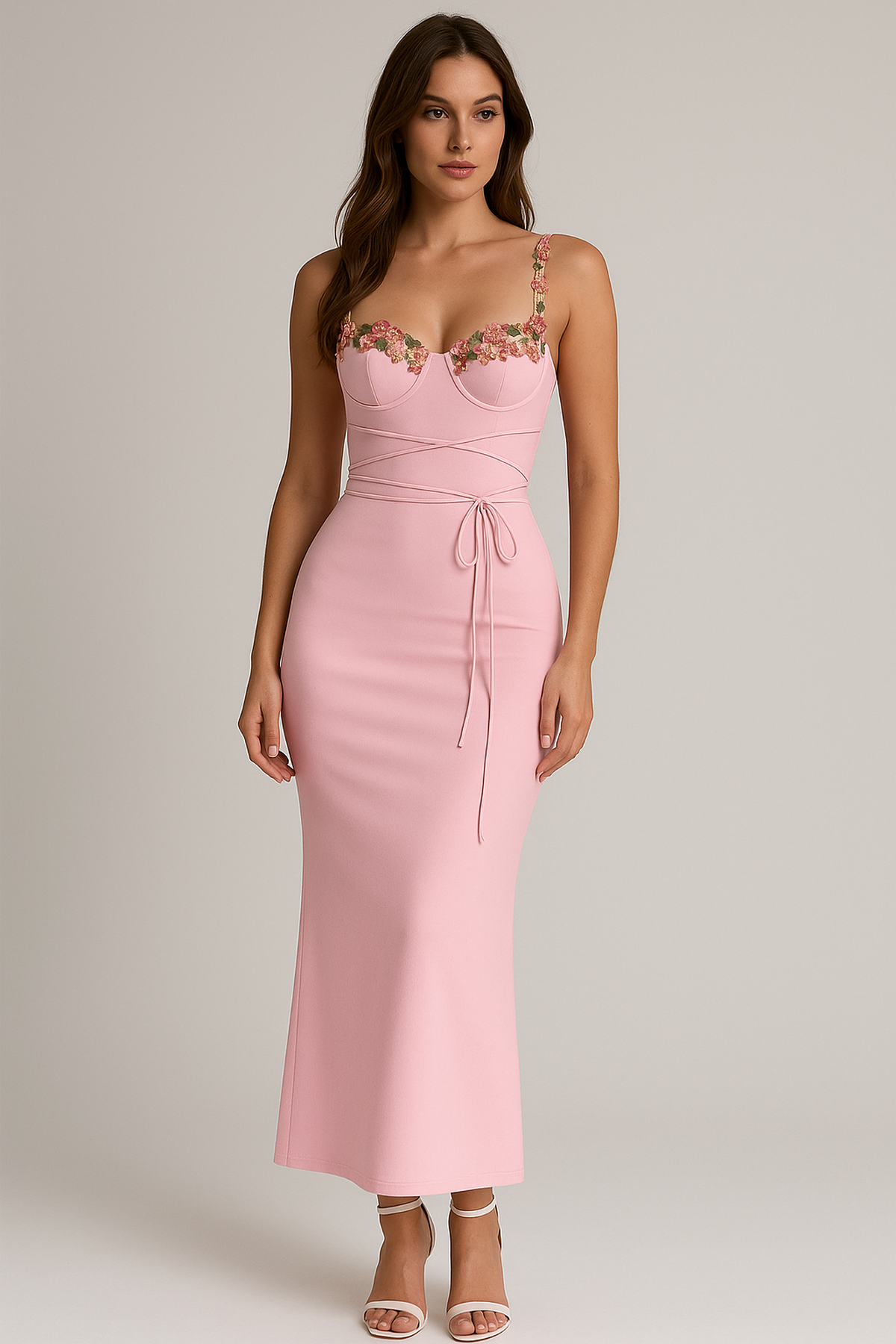 Maxi-jurk met geborduurde bloemen 0