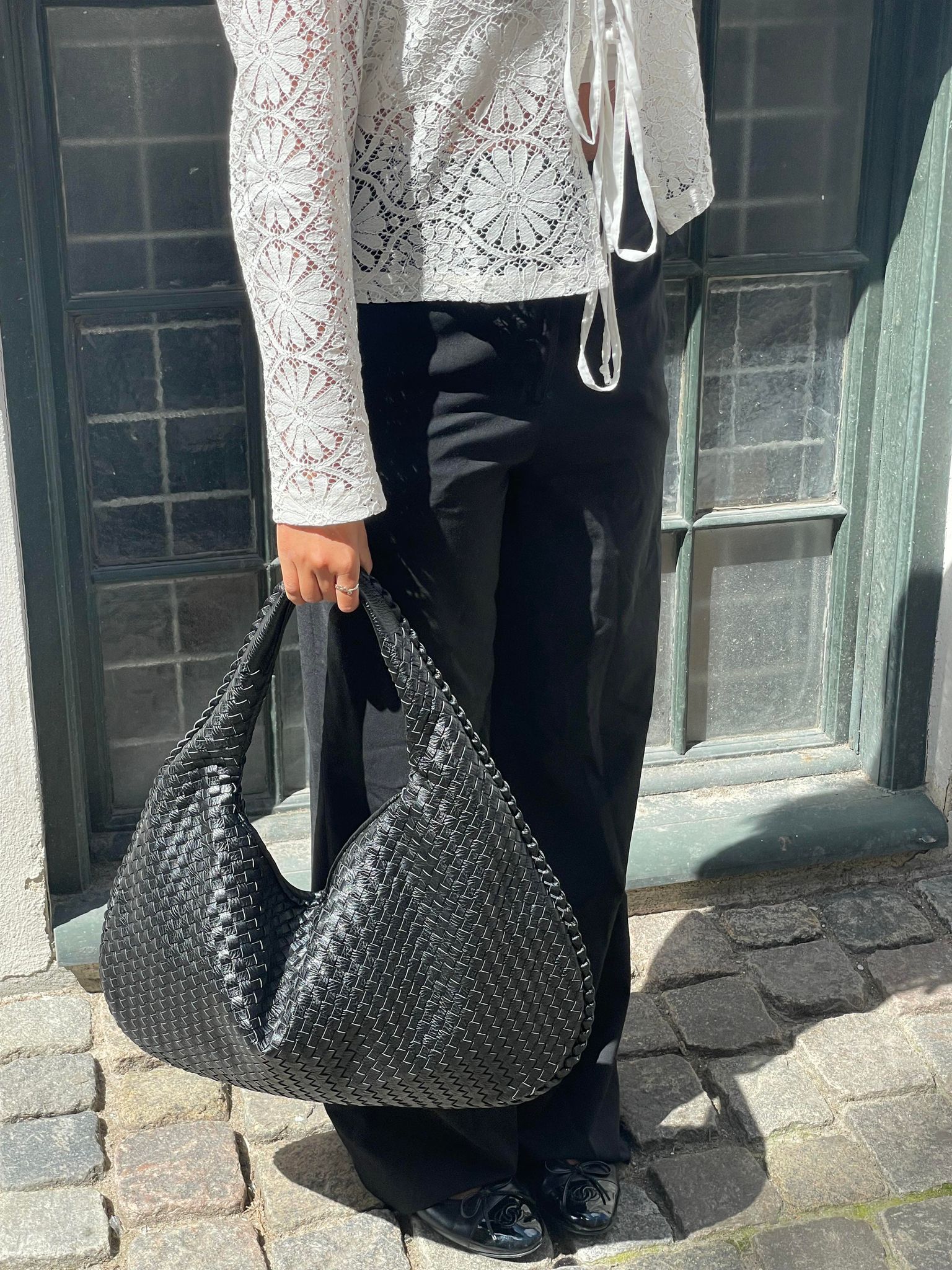 Serene - Trendy gevlochten handtas