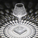 RadiantCrystal - Kristallen LED Tafellamp met Drie Dimbare Verlichtingsopties