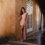 Avondjurk Satijn Slim Fit One Shoulder Maxi Hoge Split
